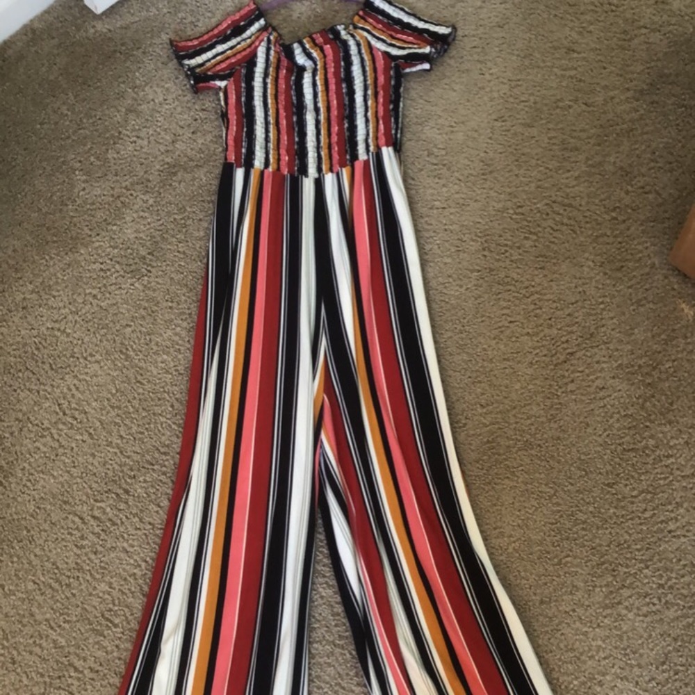 Rue 21 jumpsuit size large